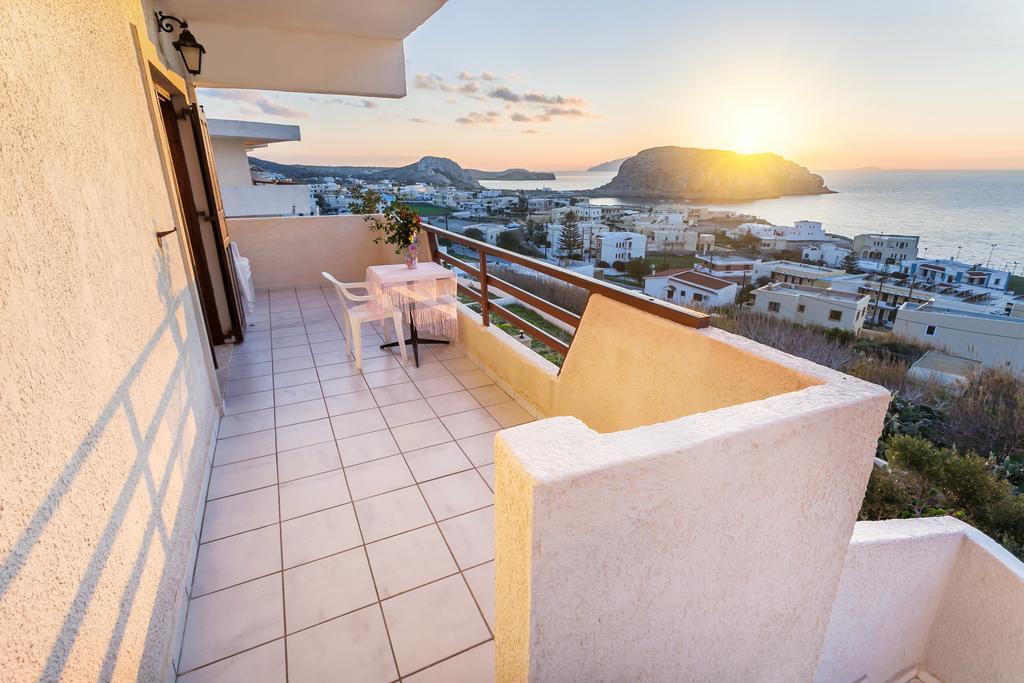 Yiannis Ηotel Foinikion ภายนอก รูปภาพ